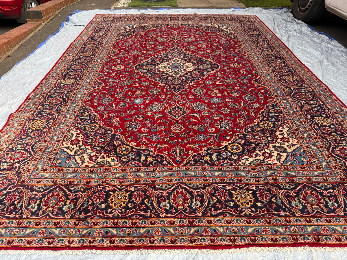 Persian Kashan Ardekan Handmade Rug size: 357x243cm