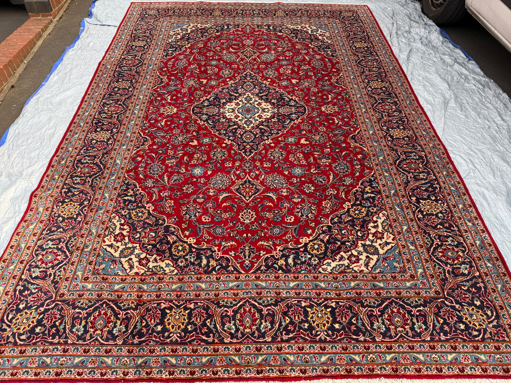 Persian Kashan Ardekan Handmade Rug size: 357x243cm
