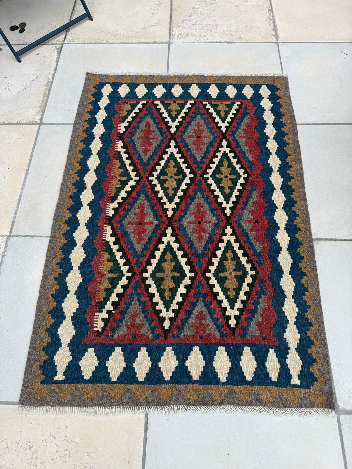 Beautiful genuine Persian Qashqai Kilim rug size:155x106cm