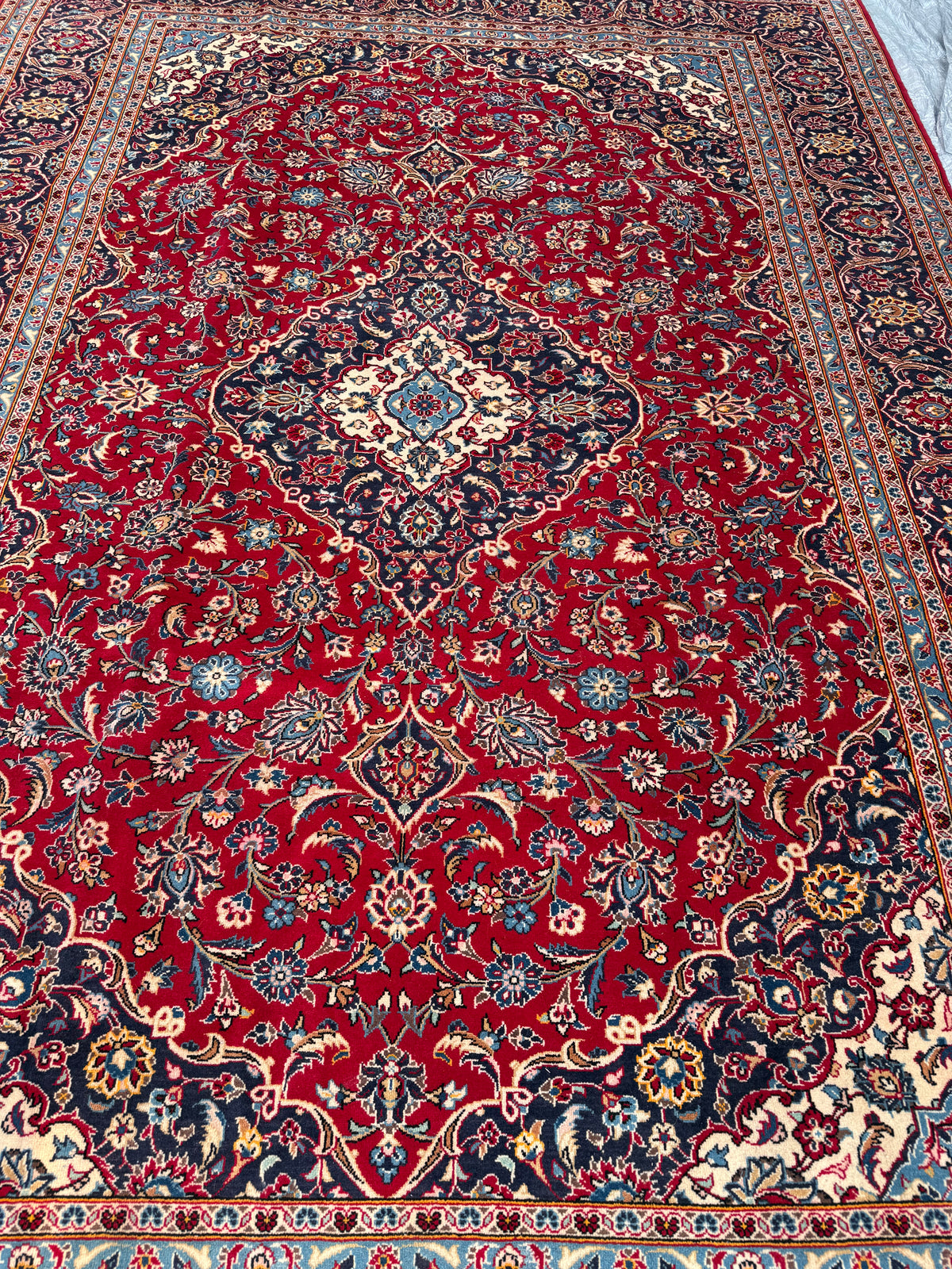 Persian Kashan Ardekan Handmade Rug size: 357x243cm