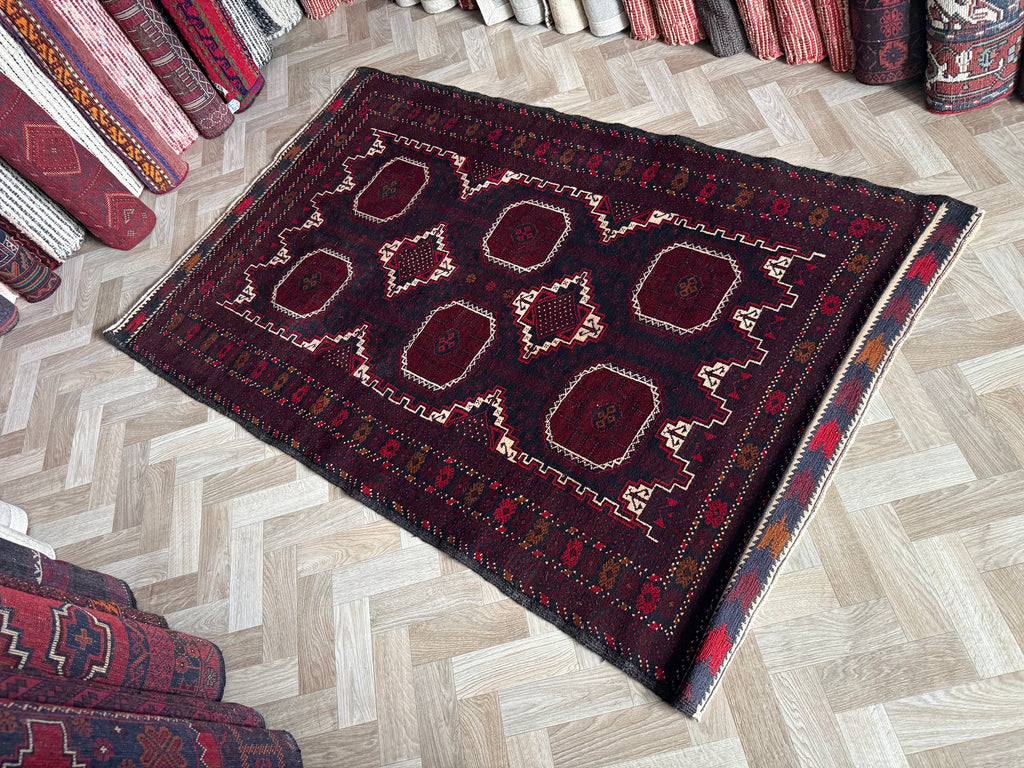 Fine Afghan Baluch size: 172x124cm