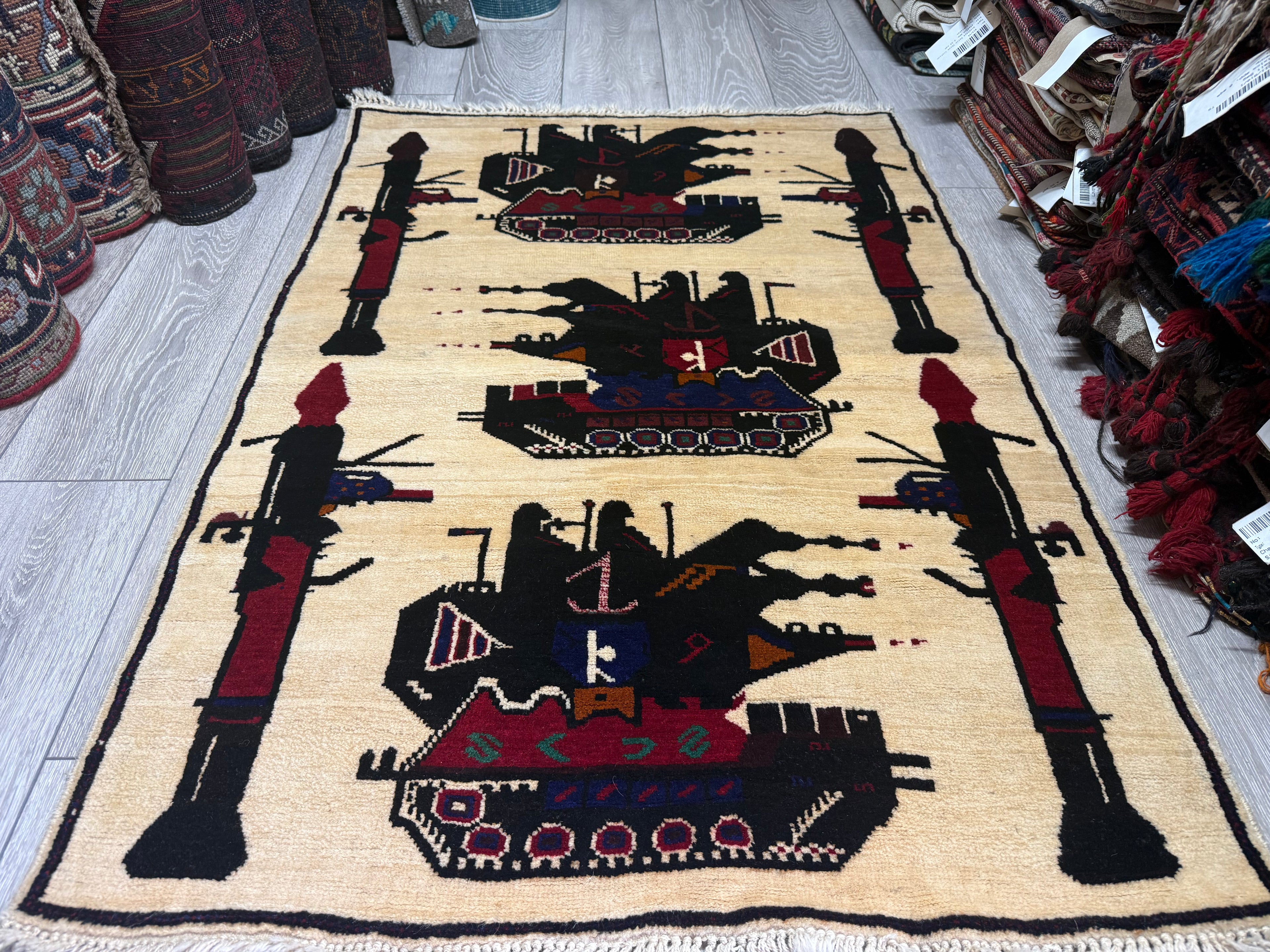 Handmade Afghan War Rug – 100% soft wool- 133x95 cm