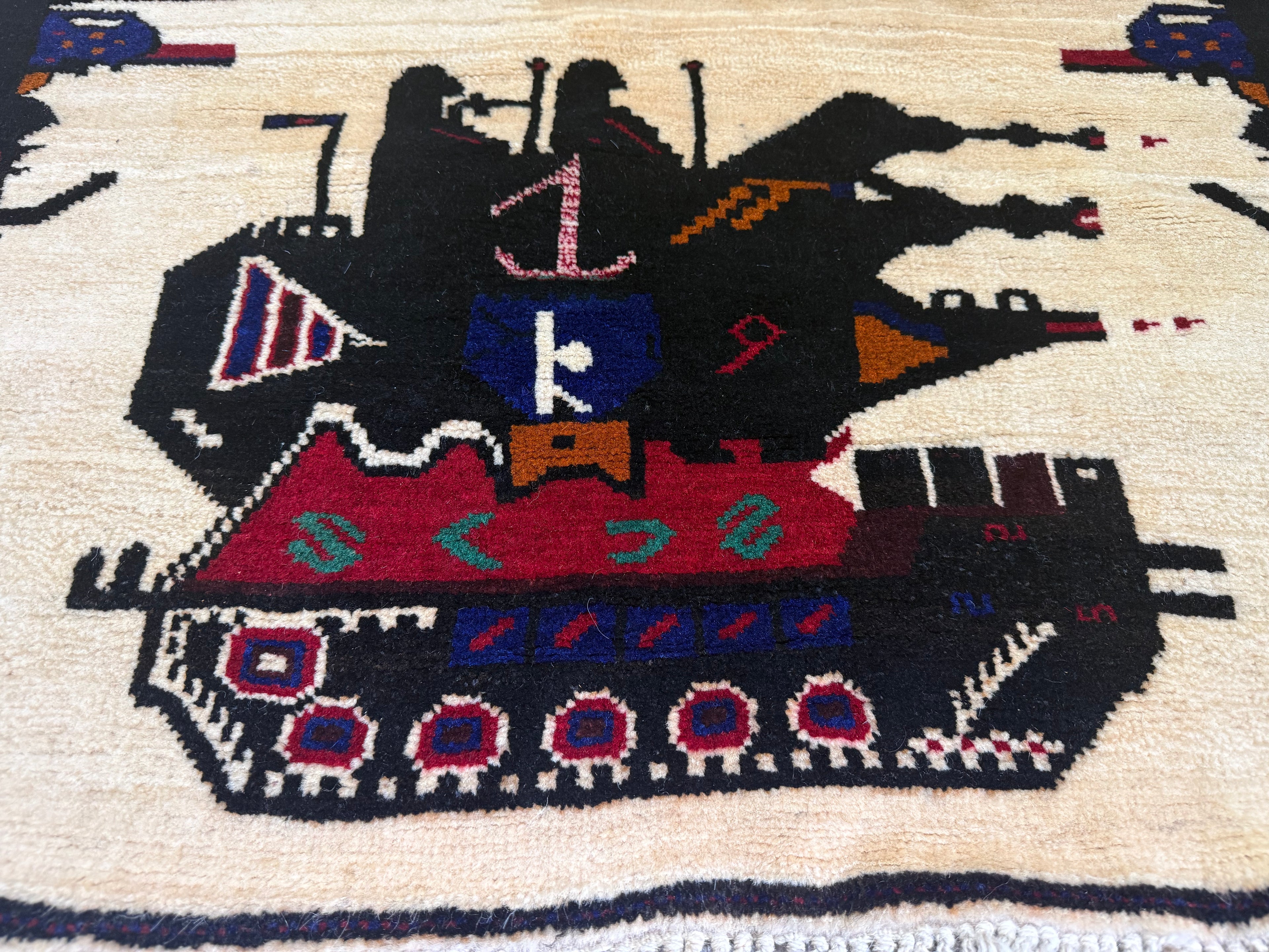 Handmade Afghan War Rug – 100% soft wool- 133x95 cm
